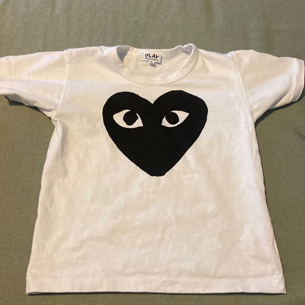 Authentic Comme Des Garçons PLAY logo tshirt, kids size 6